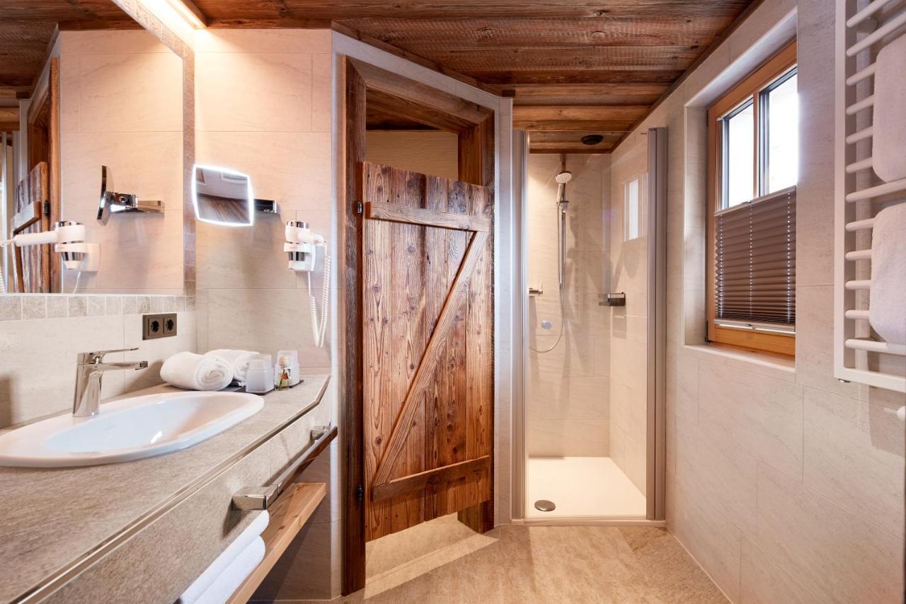 Promi Alm Flachau - Luxus Chalets Eksteriør billede