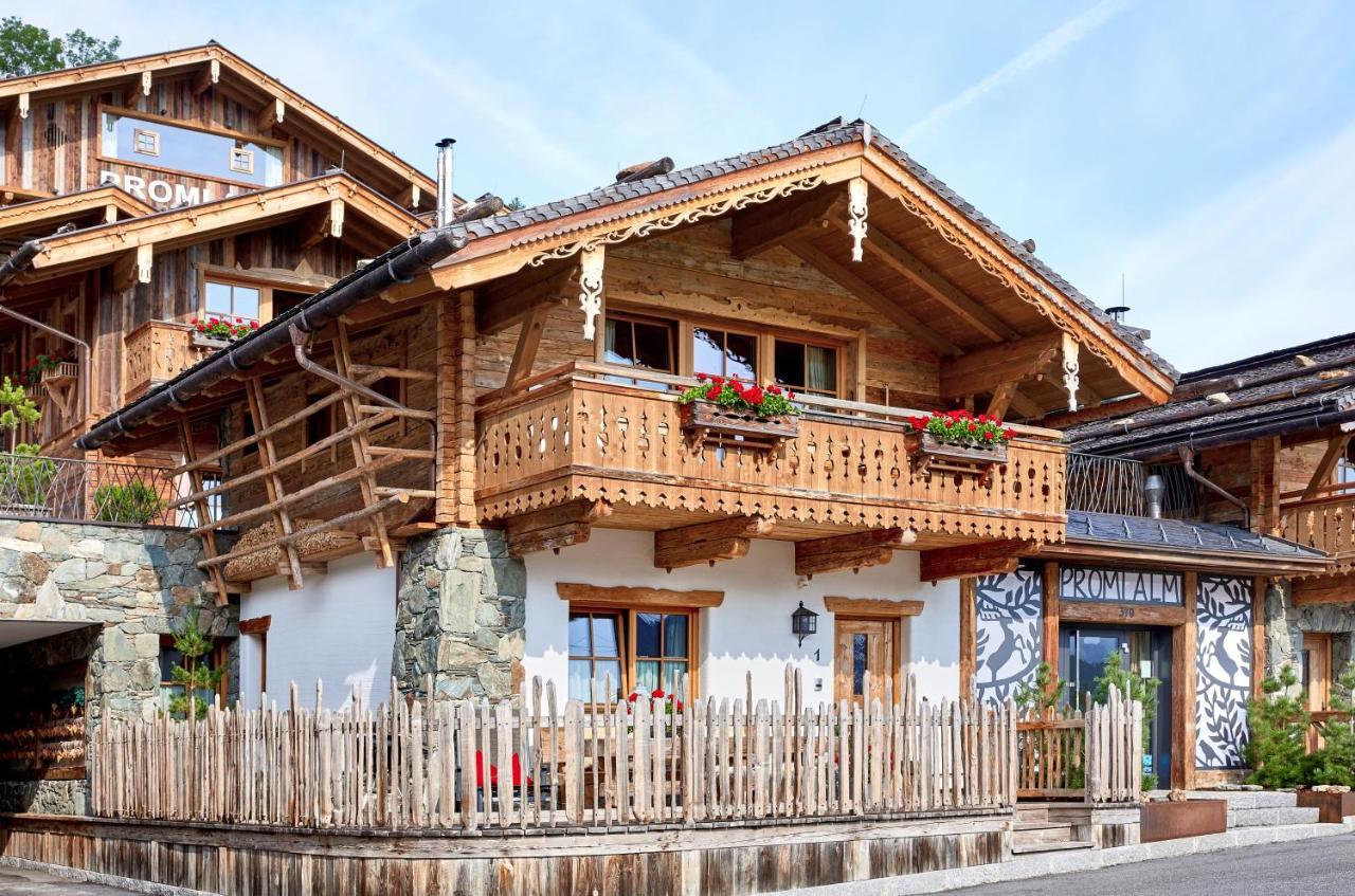 Promi Alm Flachau - Luxus Chalets Eksteriør billede